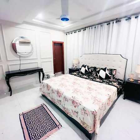 Anderson Bogert Hotel Marion Bagian luar foto