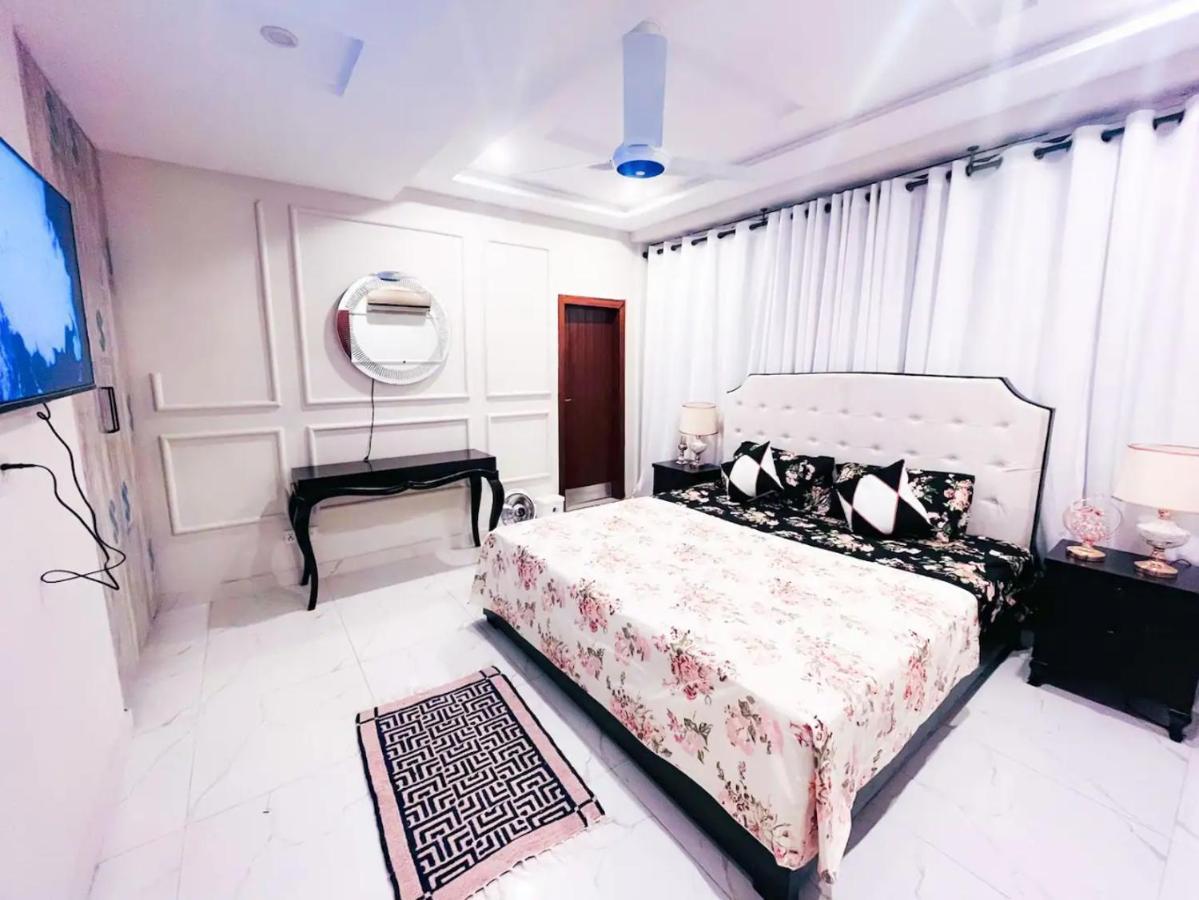 Anderson Bogert Hotel Marion Bagian luar foto